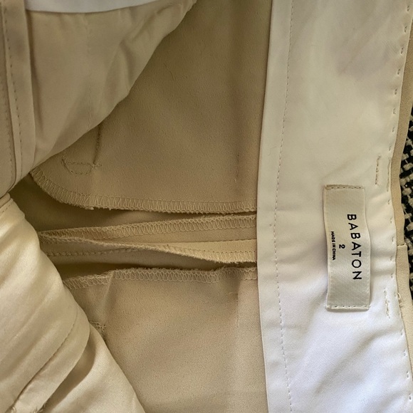 Aritzia shorts - Picture 2 of 4